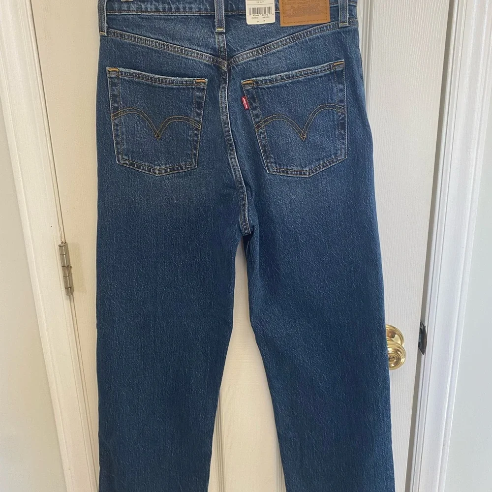 NWT Levi’s Ribcage High-Rise Jeans – Women’s New With Tags - Picture 2 of 5